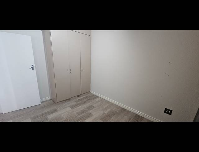 2 BEDROOM TOWNHOUSE FOR SALE IN ELANDSHAVEN